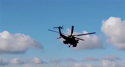 Khoảnh khắc trực thăng Mi-28 Nga oanh tạc mục tiêu ở Ukraine