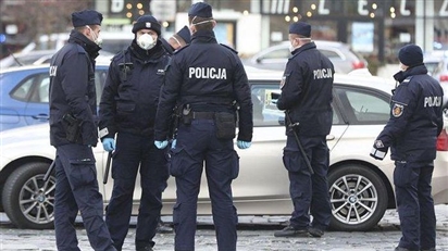 Thông tin mới về vụ nổ 'quà tặng Ukraine' tại trụ sở cảnh sát Ba Lan