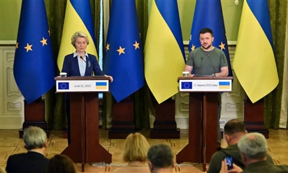 Chuyên gia Nga đánh giá về tư cách ứng cử viên EU của Ukraine