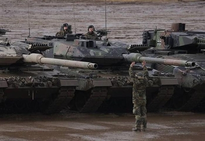 Kế hoạch cung cấp vũ khí cho Ukraine của chính phủ Italy và Đức