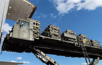 Mỹ chưa thực hiện cam kết cung cấp thiết bị vô tuyến trị giá 318 triệu USD cho Ukraina