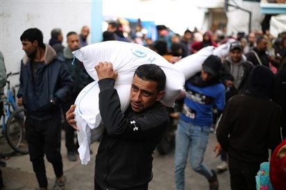 Liên minh châu Âu tuyên bố không ngừng viện trợ cho UNRWA