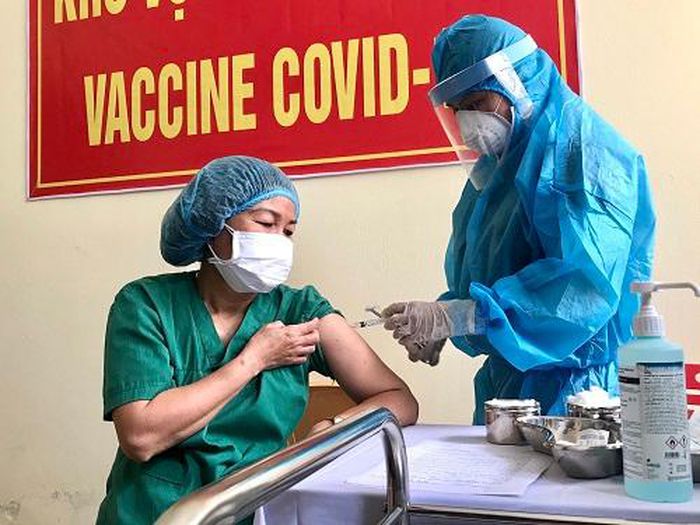 Gần 68.000 người Việt đã tiêm ngừa COVID-19, sớm nghiên cứu triển khai cơ chế 'hộ chiếu vắc xin'