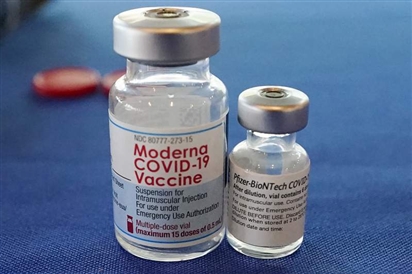 Thêm dữ liệu về hiệu quả của vaccine Pfizer, Moderna