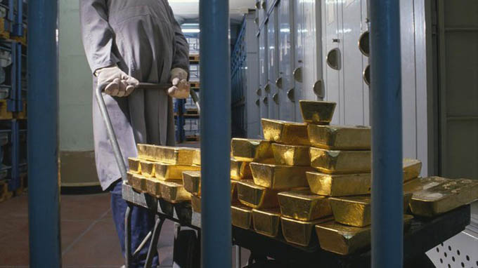 Nga tăng mua vàng, quyết giảm sự phụ thuộc vào đồng USD