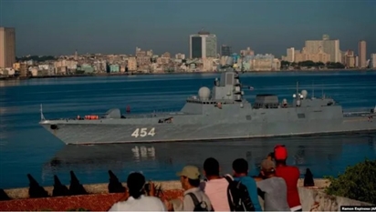 Đội tàu Hải quân Nga cập cảng Venezuela