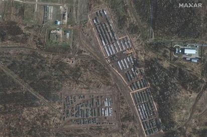 Nga lại điều quân ồ ạt đến biên giới Ukraine?