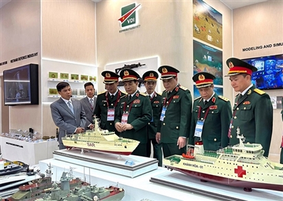 Đại tướng Phan Văn Giang dự Diễn đàn Kỹ thuật - Quân sự quốc tế 2023