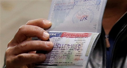 Mỹ tăng phí visa thêm 250 USD, ngành du lịch toàn cầu phản đối dữ dội