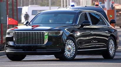 Video: Mẫu xe limousine Hồng Kỳ được ông Tập đem tới Moscow trong chuyến thăm Nga