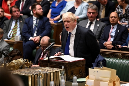 Tiếng hô ''Tạm biệt, Boris'' tại cuộc họp của Quốc hội Anh
